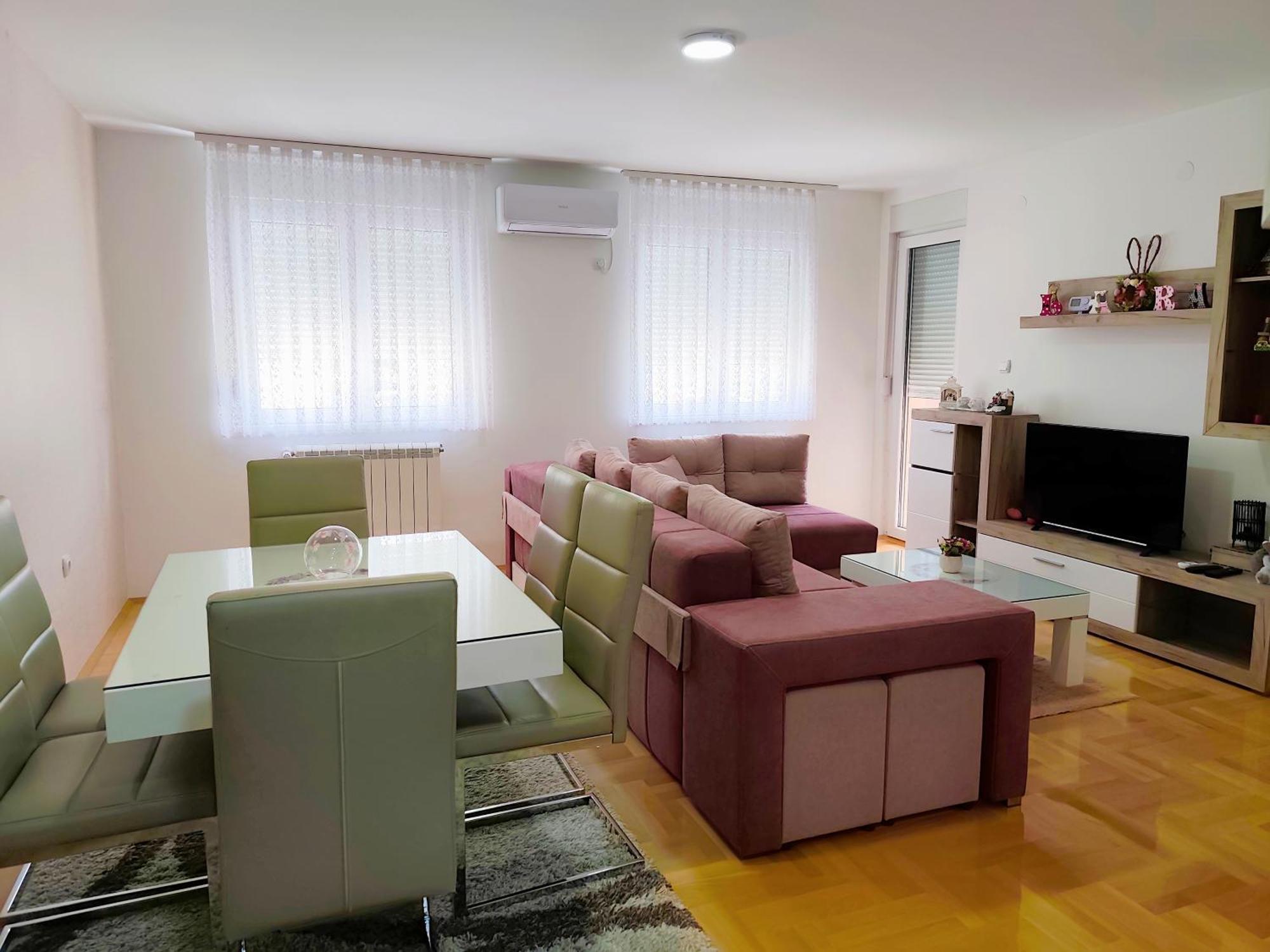 Apartman Lara Pirot Dış mekan fotoğraf